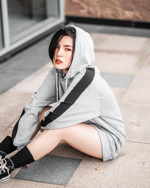 woman-7092612_640 Hoodie